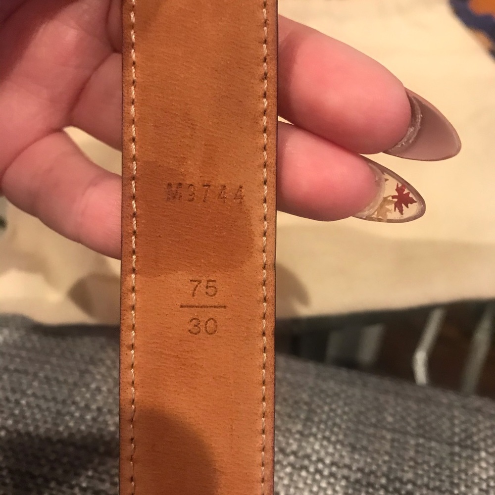 AUTHENTIC Louis Vuitton Women’s belt 25mm - Picture 4 of 9